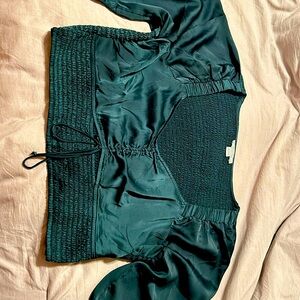 Only worn once. American Eagle green crop top. Women’s XL